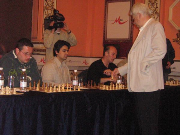 Борис Спаски сеанс София 2008